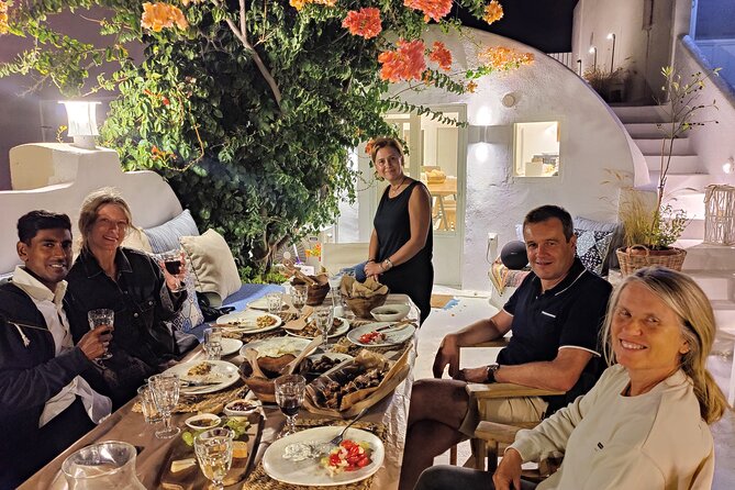 Half-Day Traditional Micro Restaurant in Santorini - Key points to know before booking