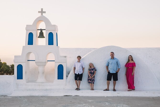 Hire Photographer, Professional Photo Shoot - Santorini - Choosing locations and dealing with crowds