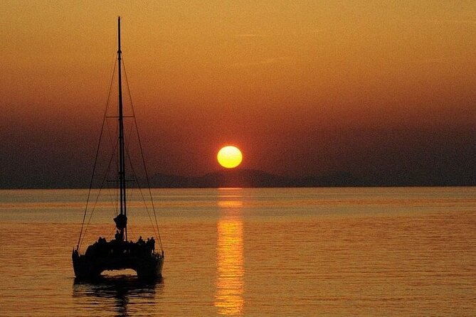 Island Hopping: Santorini Catamaran Charter Cruise with a skipper - Why this charter feels different from a standard Santorini cruise