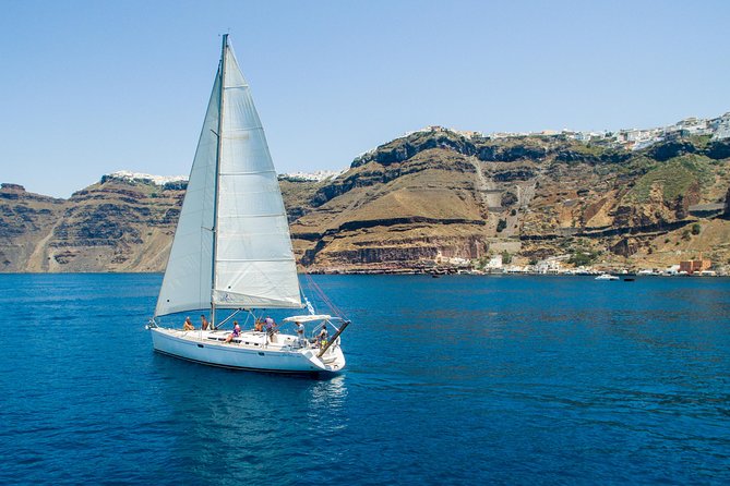 Morning Caldera Sailing Cruise - A seafood barbecue served on deck