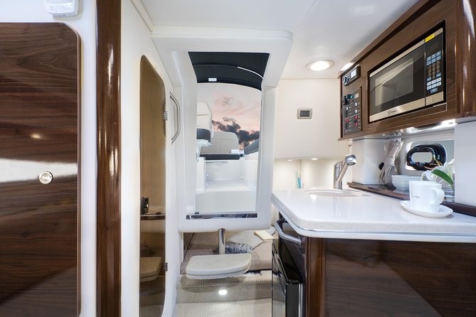 Motor Yacht (2020)Luxury Private Cruise Around Santorini - One hour on quiet Thirasia