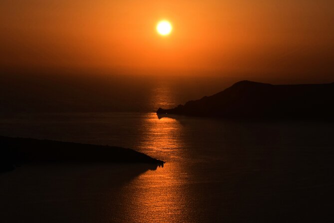 Odyssey of the Secrets of Santorini - A 3-hour Private Tour - Cruise passengers need to plan the cable car
