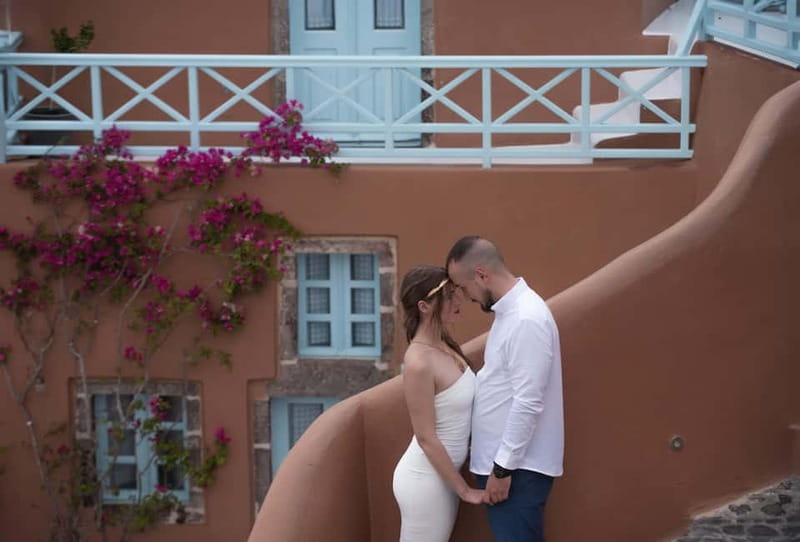 Oía: Santorini Professional Photoshoot with Edited Photos - Working with Shaqayeq Farhang