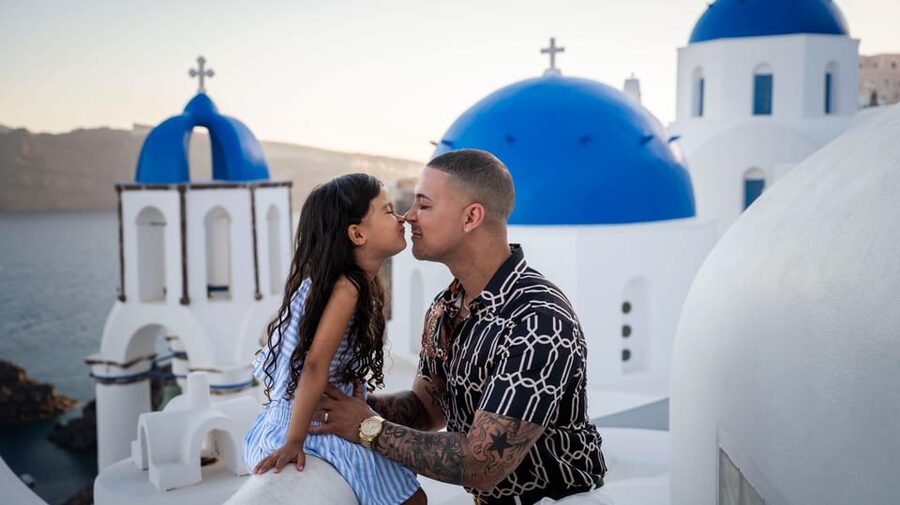 Oía: Santorini Professional Photoshoot with Edited Photos - Who should book this experience