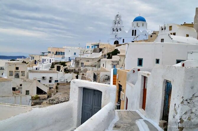 One Day in Santorini from Cruise Ship: Ultimate Island Tour - Guide style and the human side of the experience