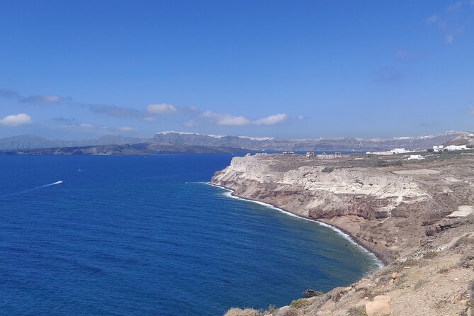 Private 6 hour guided tour in Santorini !!! - What the guide adds to the day