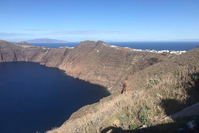 Private 6 hour guided tour in Santorini !!! - The price makes more sense for small groups