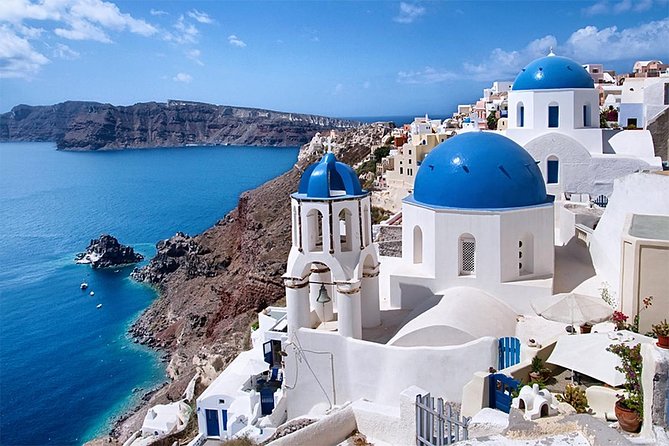 Private 8h tour on Santorini - Imerovigli and the rock of Skaros