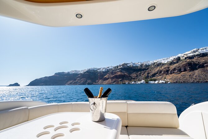 Private all included yacht Tour in Santorini - Oia and Ammoudi Bay at the end