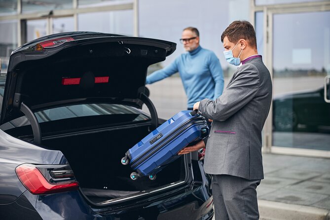 Private Arrival Transfer From Santorini Airport To All Destinations - What the private label really means