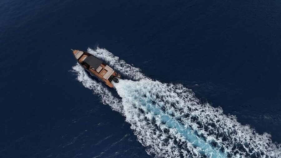 Private Captain Cruise - Oia and the caldera from the sea