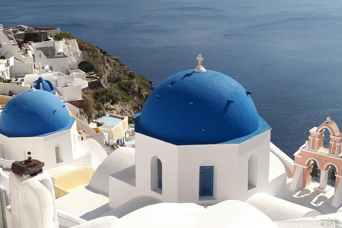 Private Classic Santorini Panorama: Visit the most popular destinations! - Perissa and Perivolos Black Sand Beach