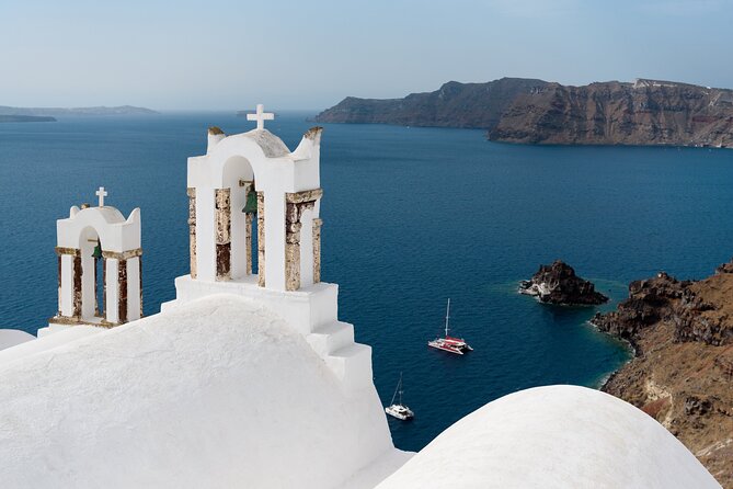 Private Classic Santorini Panorama: Visit the most popular destinations! - Profitis Ilias and the Island from Above