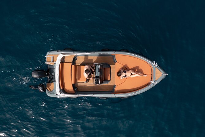 Private Cruise Luxury Self Drive Boat - Explore the best spots - Taking the helm from Vlichada