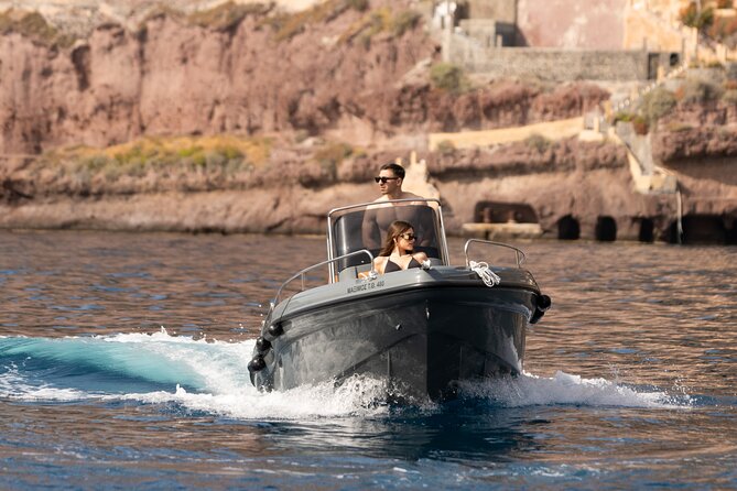 Private Cruise Luxury Self Drive Boat - Explore the best spots - Safety, equipment, and the responsibility of driving