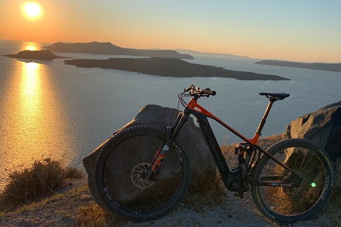 Private Electric Mountain Bike Experience and Tour in Santorini - What this Santorini bike tour feels like