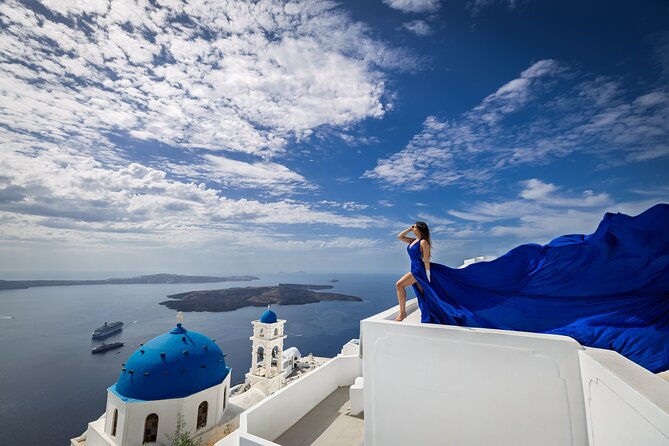 Private Express Flying Dress Photoshoot in Santorini – 30 Minutes - The famous blue-dome scenic spot