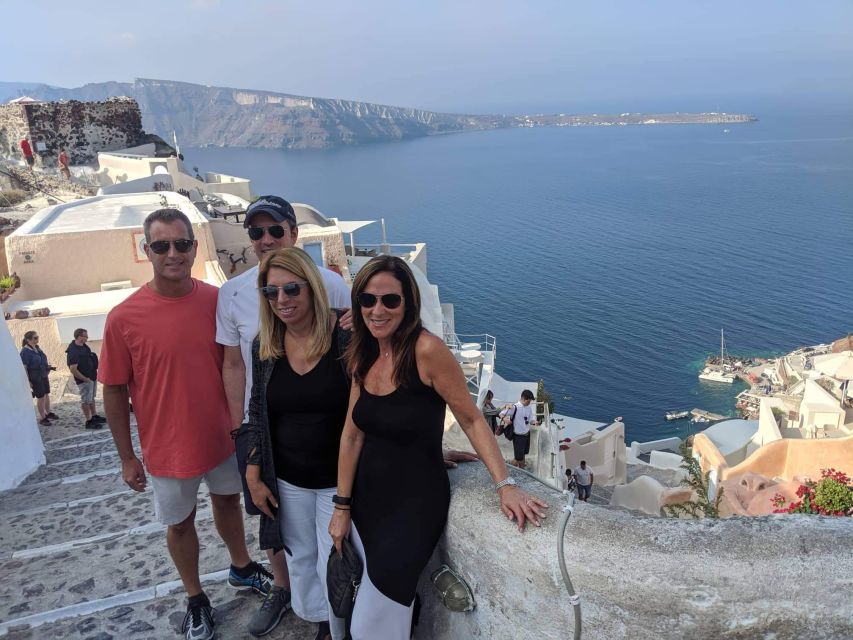Private Famous Sights Tour with Local Guide in Santorini - How much time will you have at each sight?