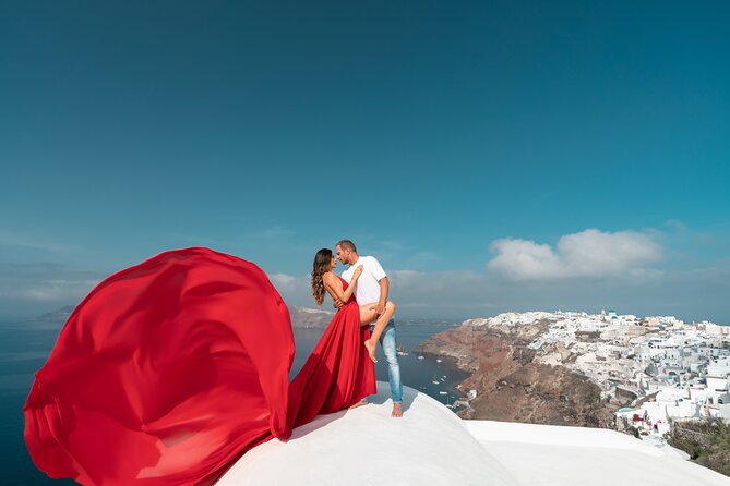 Private Flying Dress Photoshoot in Santorini - The photo package and editing timeline