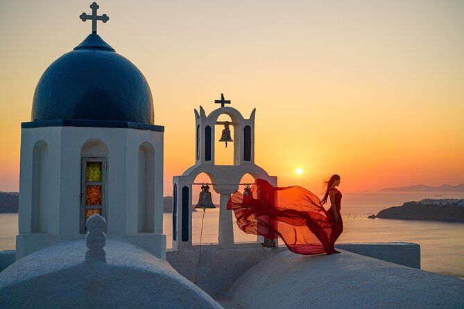 Private Flying Dress Photoshoot in Santorini - Imerovigli: a calmer setting for the dress