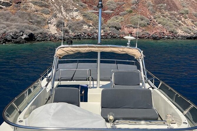 Private Full-Day Motor Yacht Cruise with Meal, Open Bar+Transfers - Lunch, drinks, and the feel on board