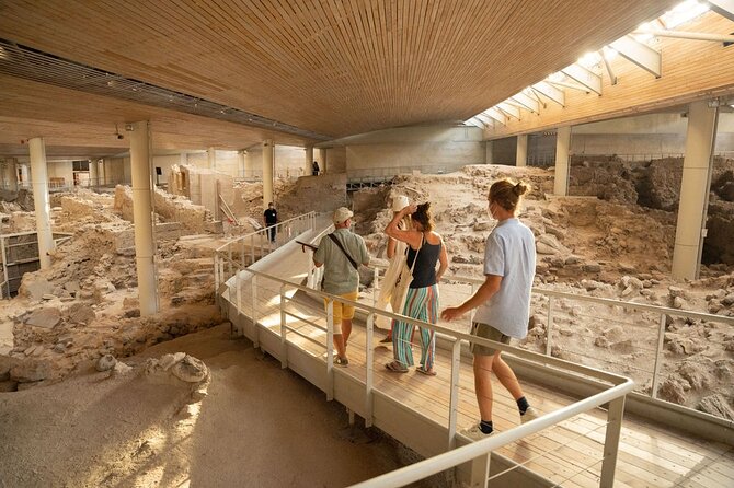 Private Guided Tour of Akrotiri Excavations in Santorini - Why Akrotiri feels different from a typical ruin