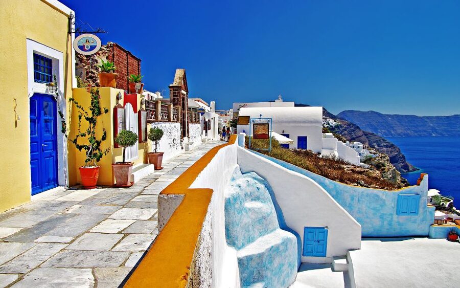 Private Half-Day Sightseeing Tour of Santorini - Guides make the custom plan work