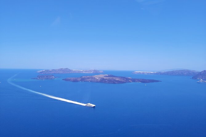 Private Helicopter Tour Santorini 20 minutes - up to 4 passengers - Quick facts about the Santorini helicopter flight