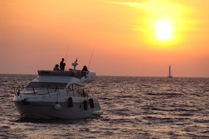 Private Motor Yacht Cruise with BBQ, Open Bar & Transfers - BBQ, open bar, and space to relax