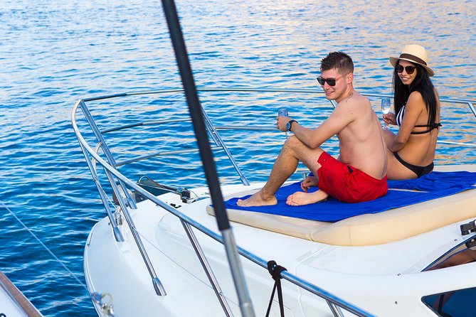 Private Motor Yacht Cruise with BBQ, Open Bar & Transfers - Transfers and the cruise ship warning