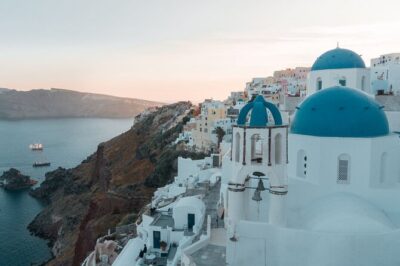 Private Santorini 4-Hours Tour : Oia, Megalochori & wine tasting