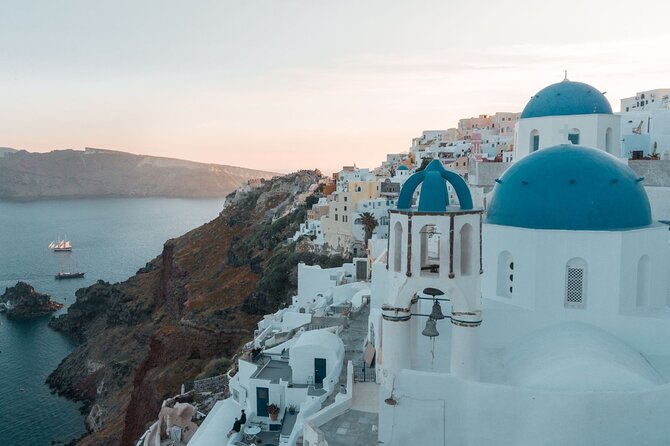 Private Santorini 4-Hours Tour : Oia, Megalochori & wine tasting - Venetsanos Winery above the caldera