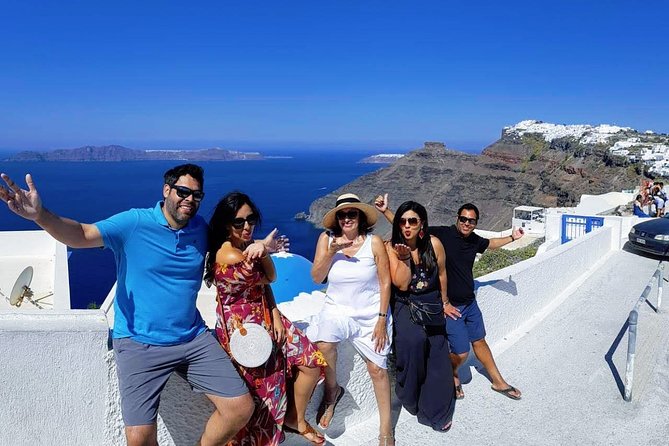 Private Santorini Day Tour & Native Driver - Oia, Santorini’s most photographed stop