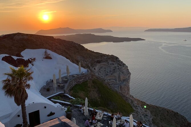 Private Santorini Half Day Highlights 4-Hour Tour & Native Driver - Why this short tour works on Santorini