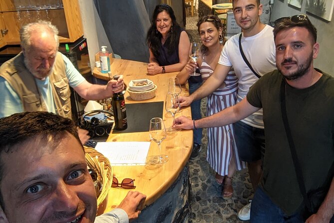 Private Santorinian Wine Tour - Why the private format is useful