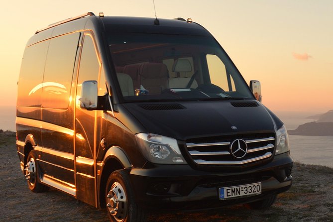 Private Transfer , from or to Santorini Airport / Port / Hotel - Hotel or Airbnb pickup for the journey home