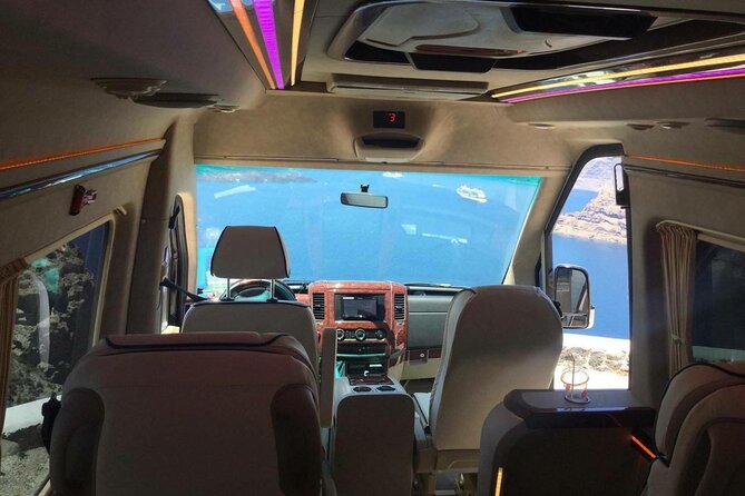 Private Transfer , from or to Santorini Airport / Port / Hotel - What the vehicle and driver experience may be like