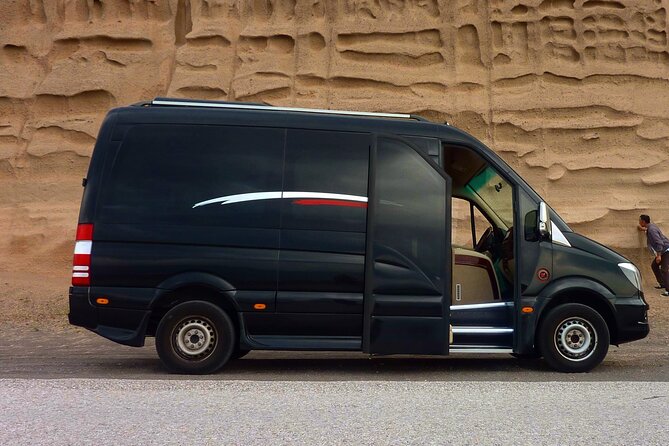 Private Transfer , from or to Santorini Airport / Port / Hotel - Booking details that matter