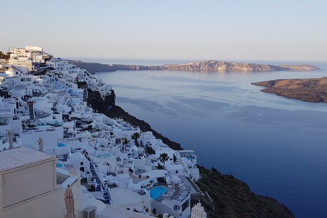 Private Transfer from-to Santorini airport to-from anywhere in Santorini Island - The airport pickup routine, step by step