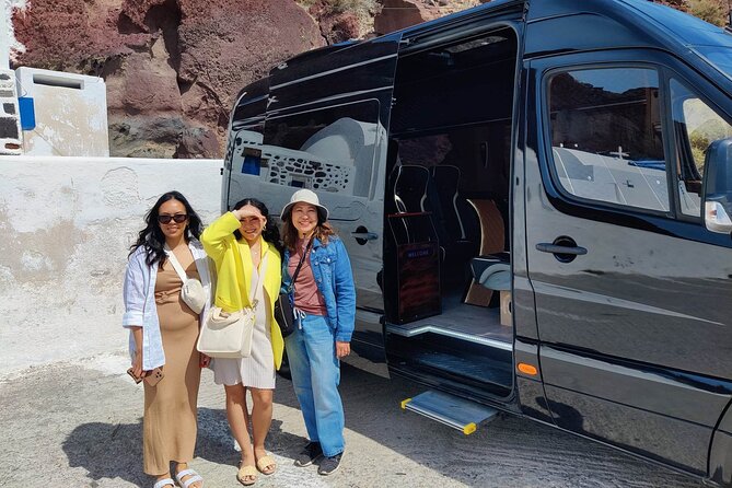 Private Transfer from-to Santorini airport to-from anywhere in Santorini Island - Small drawbacks to keep in mind