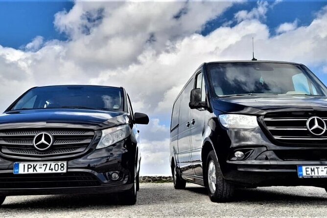 Private Transportation from Airport to Oia - The ride to Oia, with no shared stops