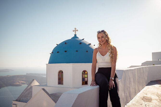 Private Walking Tour in Santorini with Personal Photographer - What the personal comments tell me
