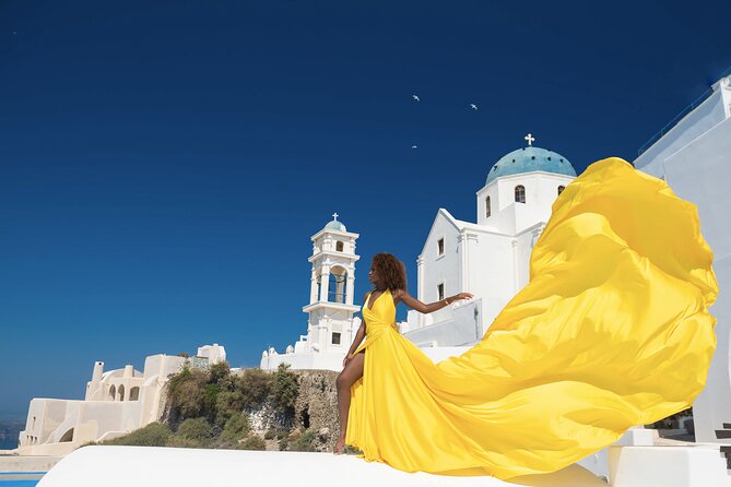 Professional Flying Dress Photoshoot In Santorini - Key points at a glance