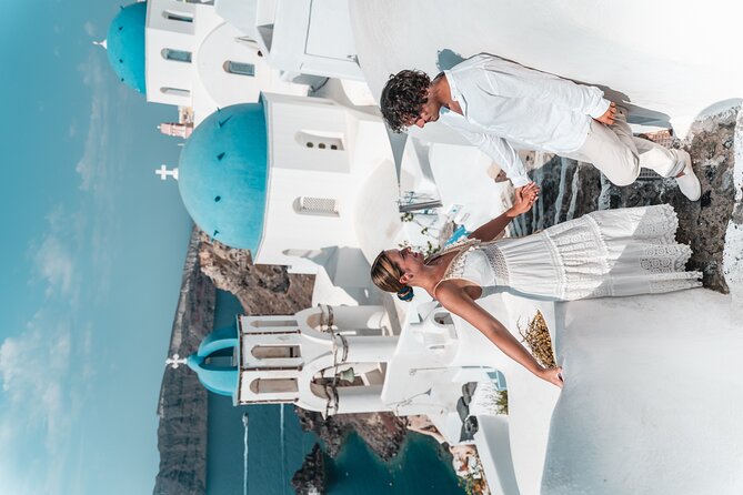 Proposal Photoshoot Santorini - Hidden Viewpoints and Oia’s Famous Backdrops