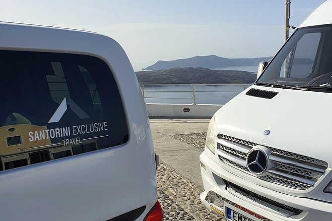 Romantic Private Day Tour in Santorini - What the private vehicle adds