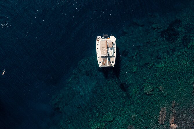 Romantic Sunset Catamaran Caldera Cruise incl. Meal & Drinks - What this Santorini sunset cruise is really like