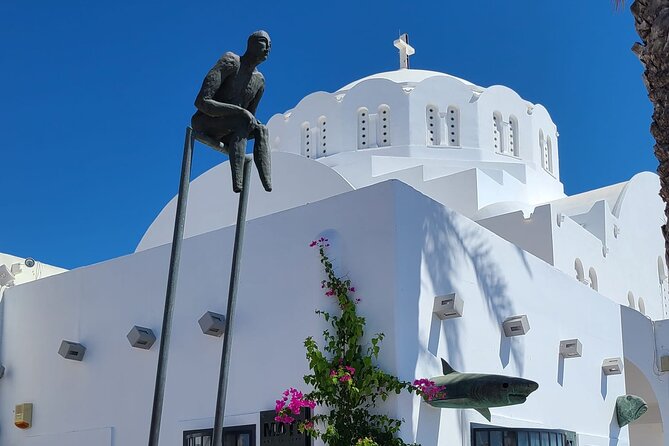 Romantic Tour through Santorini - Wine tasting, meals, and extra costs