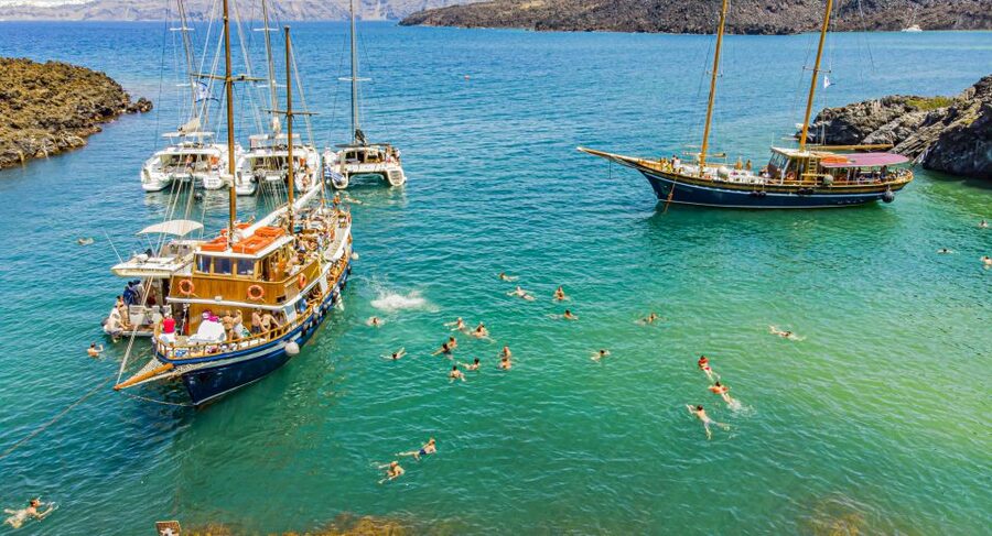 Santorini 2-Day Combo: Volcano Boat Cruise & Island Bus Tour - Wine tasting with Santorini’s volcanic character
