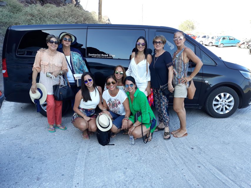 Santorini: 6-Hour Classic Panorama Private Tour - What the guide adds to the day