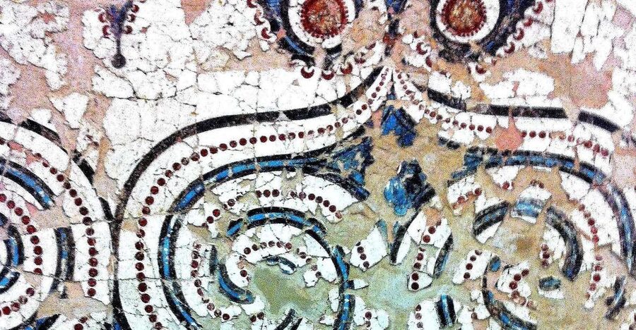 Santorini: Akrotiri Private Guided Tour with Hotel Pick-Up - Meeting your guide at the archaeological site